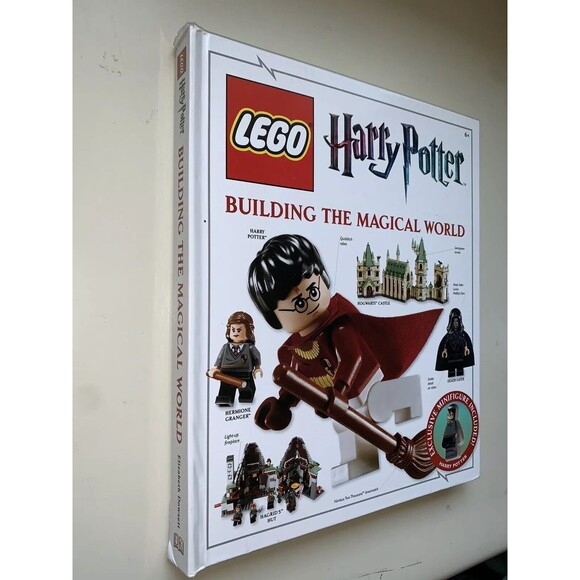 Lego Book Harry Potter Building the Magical World with Mini-figure by Dowsett - Picture 4 of 9